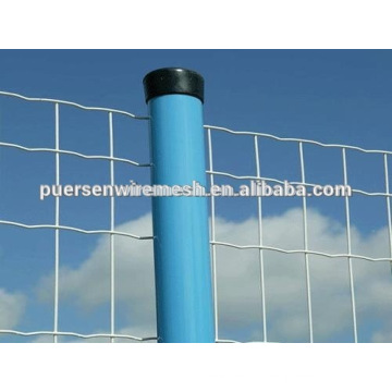 Rouleau en acier moulé soudé en PVC Euro Fence